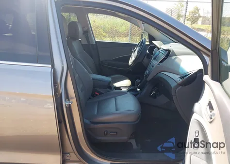 2018 Hyundai Santa Fe Sport 2.4L z USA, uszkodzony, nr VIN 5NMZU3LB5JH103569